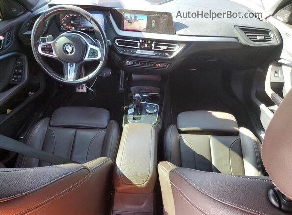 WBA13AL00M7H19209 2021 BMW M2 Красный Вид панели приборов
