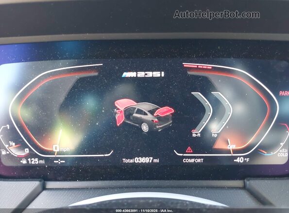 WBA13AL01R7R78117 2024 BMW M235 GRAN COUPE Gray Widok tylnych siedzeń