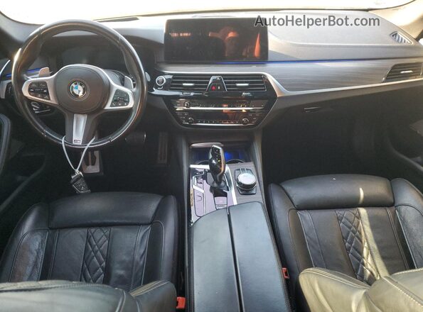 WBA13BK00MCG26690 2021 BMW M5 Серый Вид панели приборов