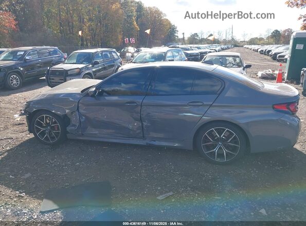 WBA13BK07NCH81240 2022 BMW M5 Серый Панорамный вид салона 360°