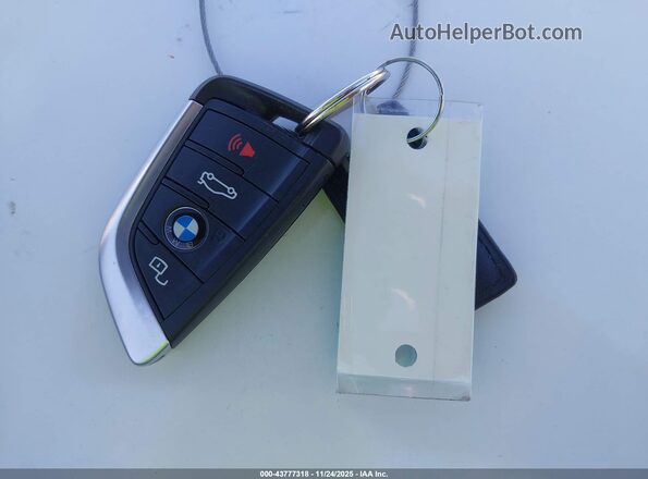 WBA43AT00NCH76113 2022 BMW OTHER White წინა პანელის ხედი