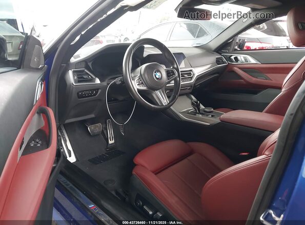 WBA53AP06NCJ60010 2022 BMW OTHER Blue Вид салону спереду