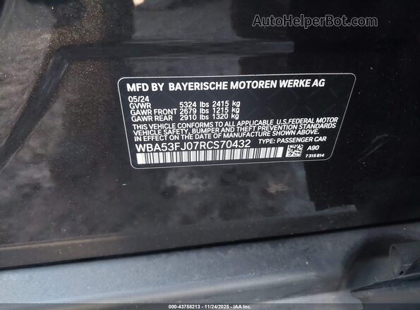 WBA53FJ07RCS70432 2024 BMW 5 SERIES Gray Widok komory silnika