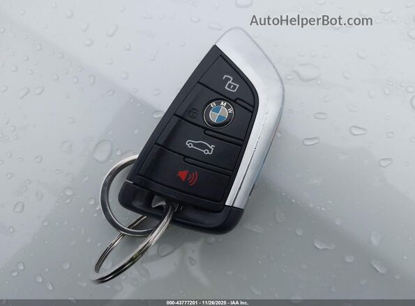 WBA63AT03NCK16396 2022 BMW M4 White Вид панелі приладів