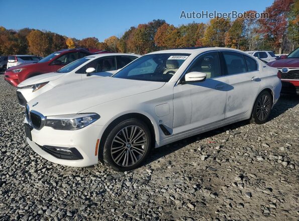 WBAJB1C55JB083990 2018 BMW 5 SERIES White Front left
