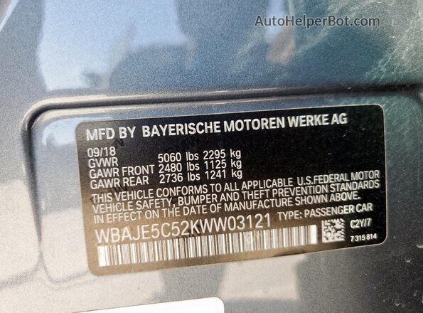 WBAJE5C52KWW03121 2019 BMW OTHER Серебряный Вид наклейки с VIN-кодом