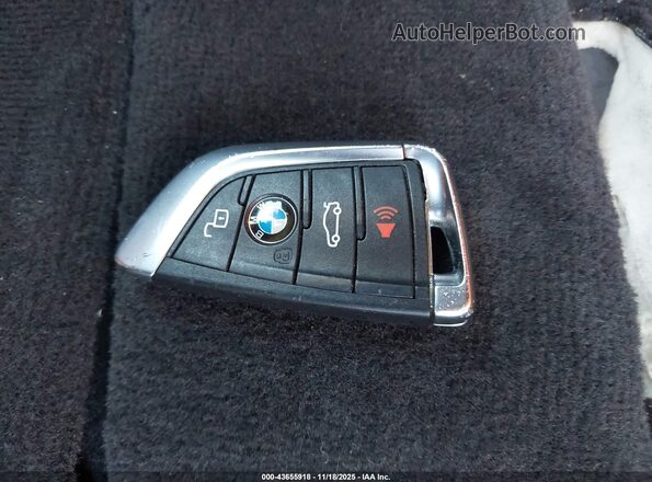 WBS43AY05PFP29579 2023 BMW M3 Серый Вид панели приборов