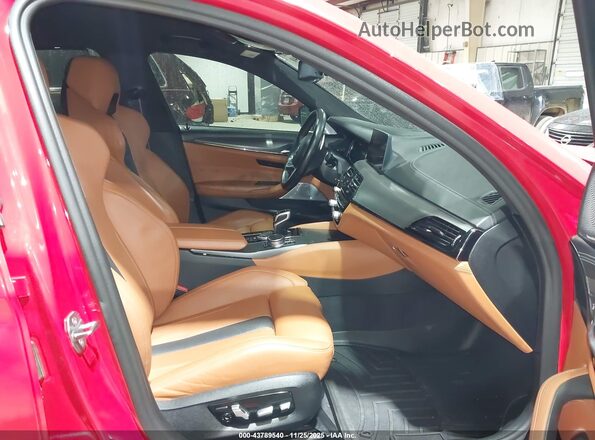 WBSJF0C58KB285542 2019 BMW M5 Red Front interior view