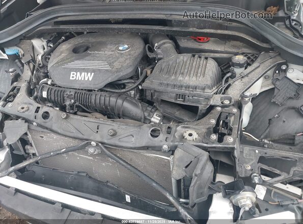 WBXHT3C33H5F72265 2017 BMW X1 Белый Вид сзади