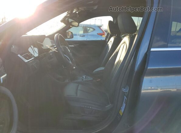 WBXHT3C53K5L37287 2019 BMW X1 Серый Вид салона спереди
