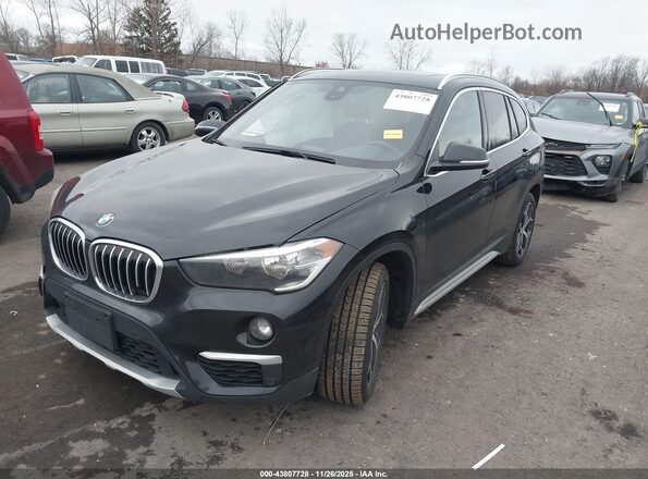 WBXHT3C59K5L35558 2019 BMW X1 Black Передня ліва чверть
