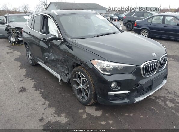 WBXHT3C59K5L35558 2019 BMW X1 Black Передня права чверть