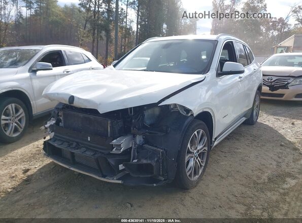 WBXHT3Z31H4A57410 2017 BMW X1 Белый Передняя левая четверть