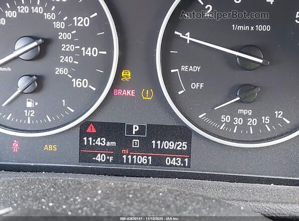 WBXHT3Z31H4A57410 2017 BMW X1 Белый Вид задних сидений
