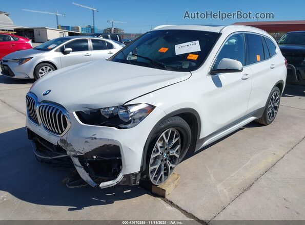 WBXJG7C01N5U65601 2022 BMW X1 Белый Передняя левая четверть