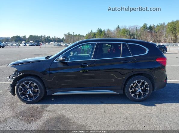 WBXJG7C09L5R35323 2020 BMW X1 Black 