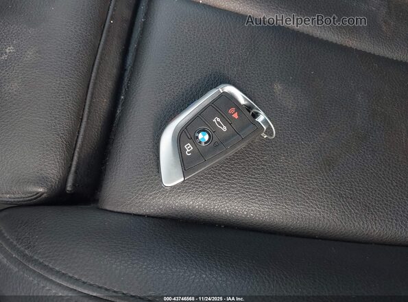 WBXYH9C06M5S52875 2021 BMW X2 White წინა პანელის ხედი