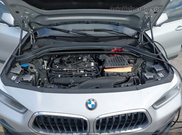 WBXYH9C09L5R51576 2020 BMW X2 Серебряный Вид сзади