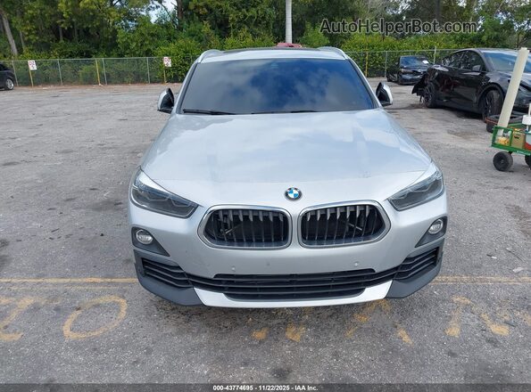 WBXYH9C09L5R51576 2020 BMW X2 Серебряный Вид спереди