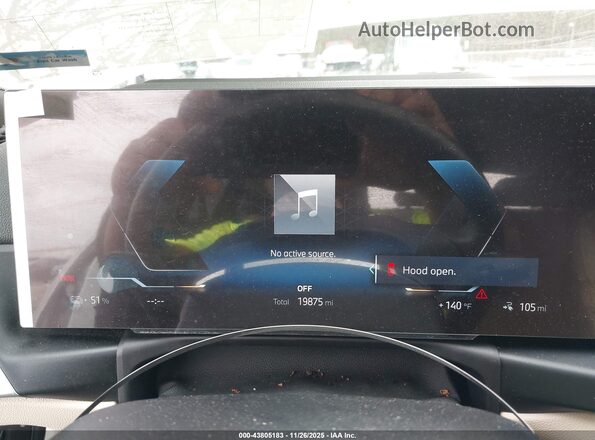 WBY43AW01RFS99996 2024 BMW I4 White Widok tylnych siedzeń
