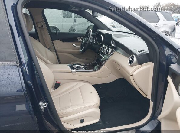 WDC0G4JB1HF282087 2017 MERCEDES-BENZ GLC 300 Синий Вид салона спереди