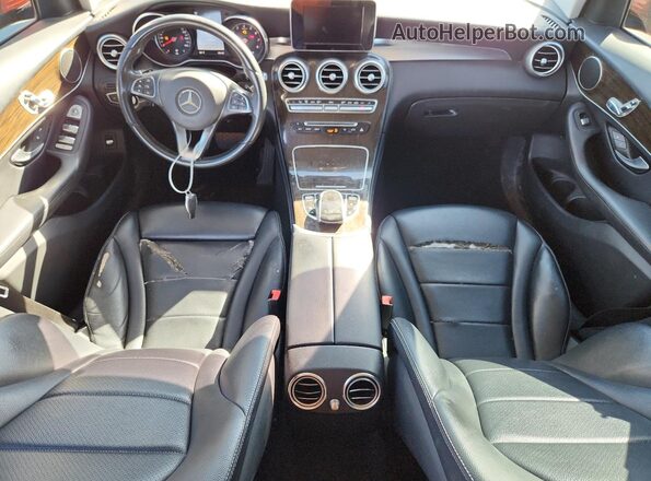 WDC0G4JB3GF090975 2016 MERCEDES-BENZ GLC-CLASS Красный Вид панели приборов