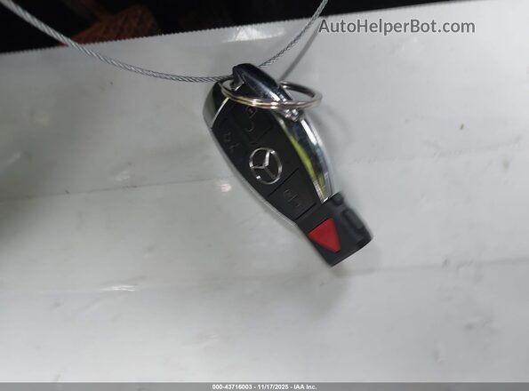 WDC0G4JBXHF198091 2017 MERCEDES-BENZ GLC 300 Белый Вид панели приборов