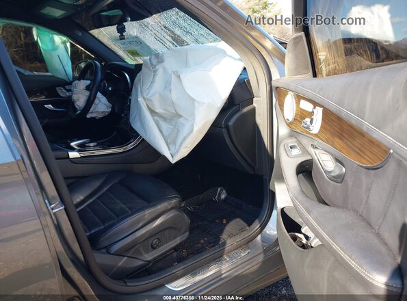 WDC0G6EB8KF543888 2019 MERCEDES-BENZ AMG GLC 43 Серый Вид салона спереди