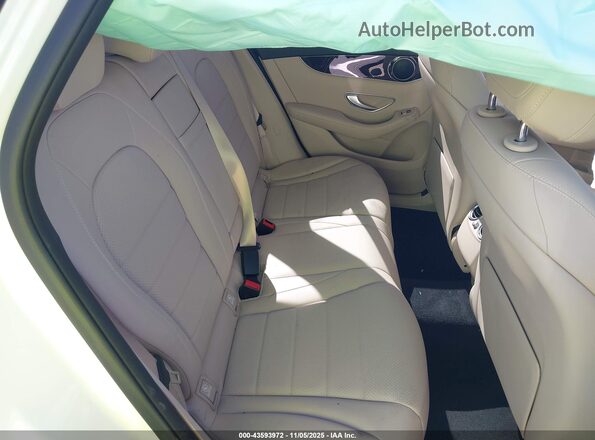 WDC0G8DB0LF742965 2020 MERCEDES-BENZ GLC 300 White VIN կոդի պիտակի տեսք