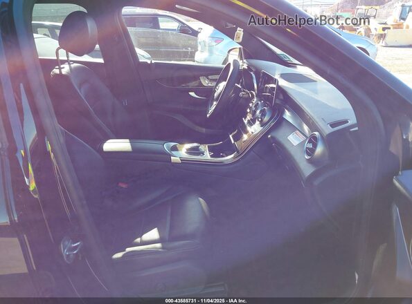 WDC0G8EB3LF715726 2020 MERCEDES-BENZ GLC 300 Black Widok wnętrza z przodu