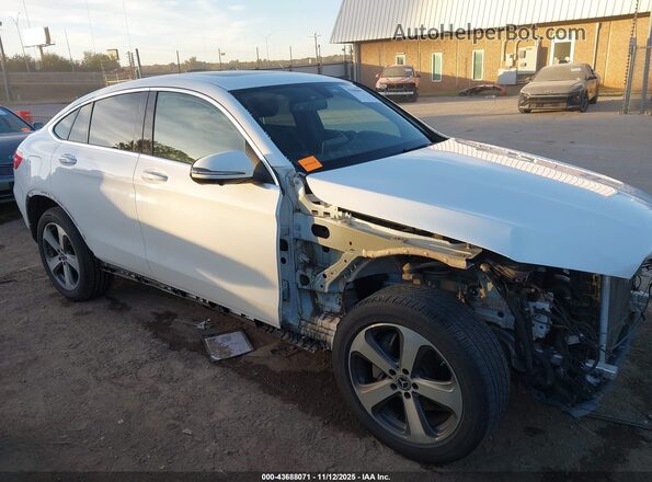 WDC0J4KB0KF581674 2019 MERCEDES-BENZ GLC 300 COUPE Белый Панорамный вид салона 360°