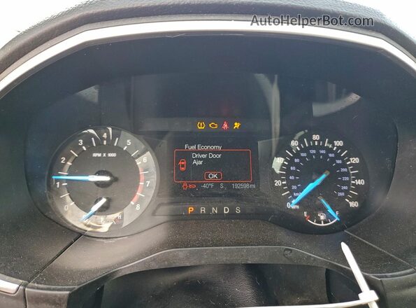 WDCTG4EB2KU007158 2019 MERCEDES-BENZ GLA Black Սարքավորումների վահանակի տեսք
