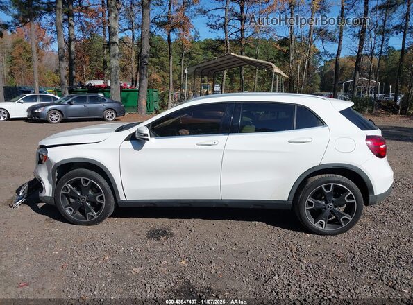 WDCTG4EB4KJ552084 2019 MERCEDES-BENZ GLA 250 White Widok wnętrza 360 stopni