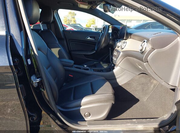 WDCTG4EB4LJ651201 2020 MERCEDES-BENZ GLA 250 Black Front interior view