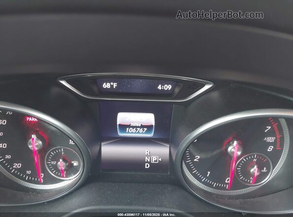 WDCTG4GB8JJ385174 2018 MERCEDES-BENZ GLA 250 White Вид задніх сидінь