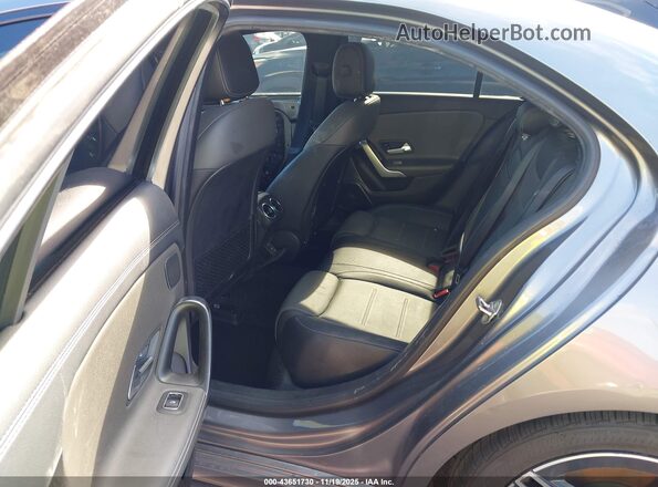 WDD3G4EB3KW002650 2019 MERCEDES-BENZ A 220 Серый Вид наклейки с VIN-кодом