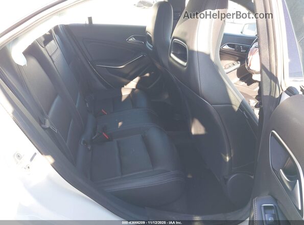 WDDSJ4EB6JN518440 2018 MERCEDES-BENZ CLA 250 Белый Вид наклейки с VIN-кодом
