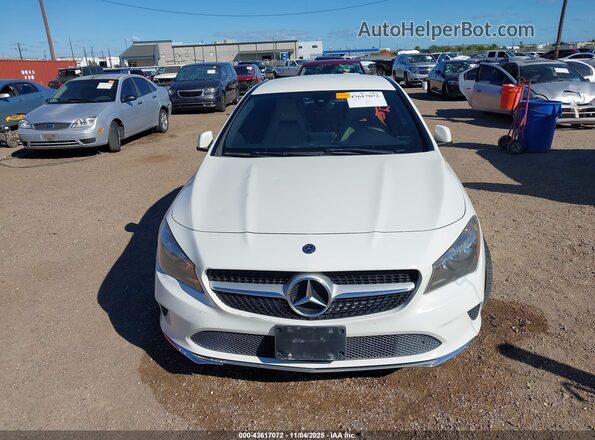 WDDSJ4EB6JN566522 2018 MERCEDES-BENZ CLA 250 Белый Вид щитка приборов