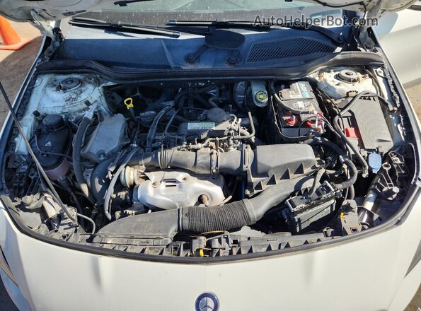 WDDSJ4EB7GN292286 2016 MERCEDES-BENZ CLA-CLASS Белый Вид задней части салона