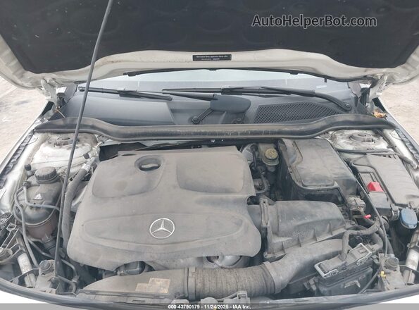 WDDSJ4GB3JN573179 2018 MERCEDES-BENZ CLA 250 Белый Вид сзади