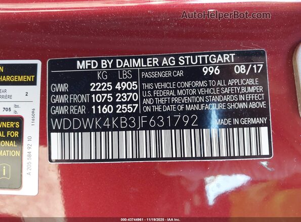 WDDWK4KB3JF631792 2018 MERCEDES-BENZ C-CLASS Красный Вид подкапотного пространства