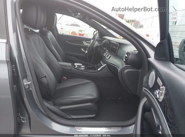 WDDZF4JB0HA287784 2017 MERCEDES-BENZ E-CLASS Серый Вид салона спереди