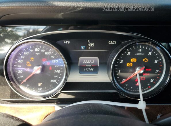 WDDZF4KB2HA134774 2017 MERCEDES-BENZ E Синий Вид щитка приборов
