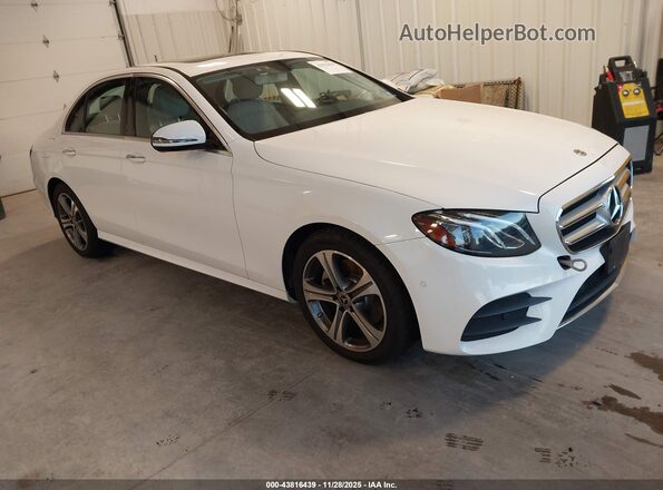 WDDZF4KB6JA390003 2018 MERCEDES-BENZ E-CLASS Белый Передняя правая четверть