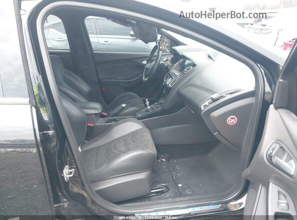 WF0DP3TH7G4116327 2016 FORD FOCUS RS Black Front interior view