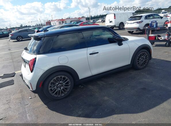 WMW23GD06S2W44996 2025 MINI HARDTOP Белый Задняя правая четверть