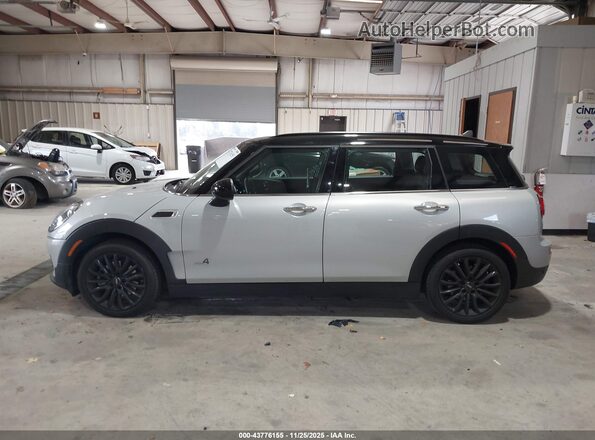 WMWLU1C56K2F30222 2019 MINI CLUBMAN Gray 