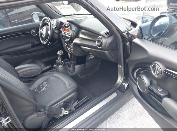 WMWXP5C58G2D14749 2016 MINI HARDTOP Черный Вид салона спереди