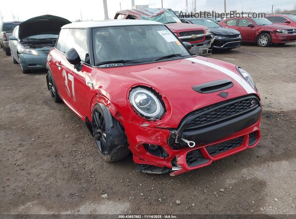 WMWXR5C03M2N86830 2021 MINI HARDTOP Красный Передняя правая четверть