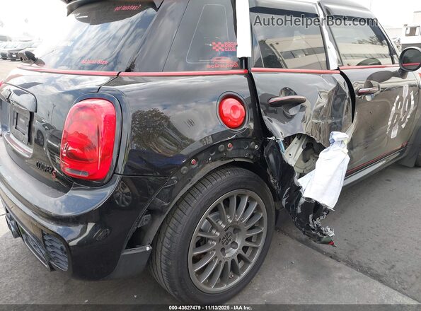 WMWXU3C54J2F51100 2018 MINI HARDTOP Black Widok z przodu